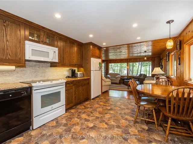 Lake Huron Cottage: Beautifully Restored, Modern Amenities, Turnkey