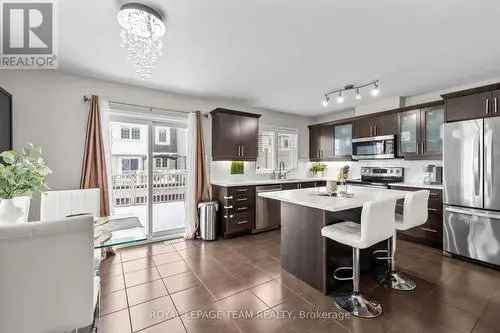 3-Bed Townhome in Barrhaven's Half Moon Bay - Family-Friendly Community