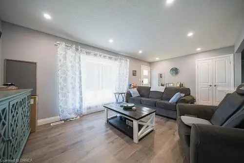 3 1 Bedroom Bungalow In West Brantford With In Law Suite