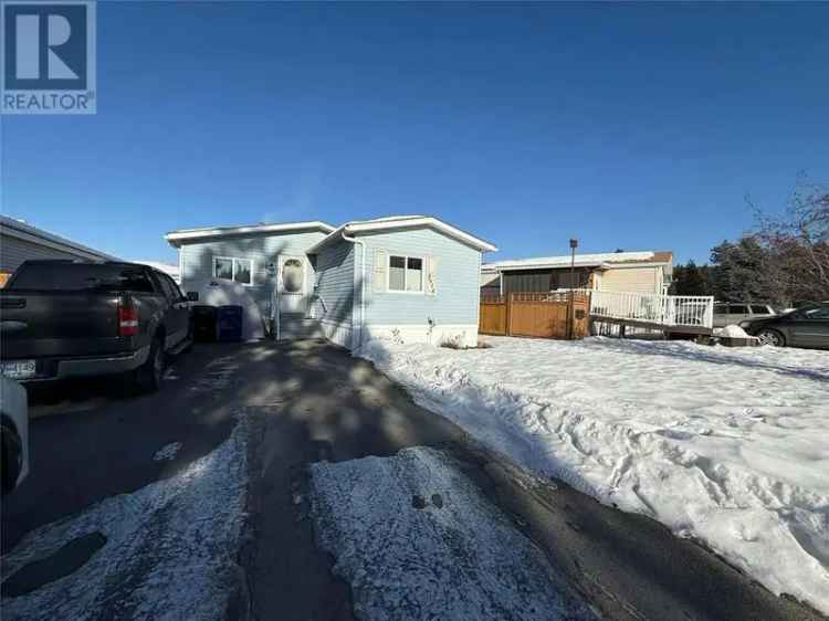 Updated 2-Bedroom Modular Home with New Appliances and Deck