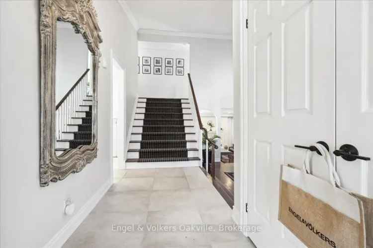 Luxury Home 2044 Mississauga Road - Fully Renovated