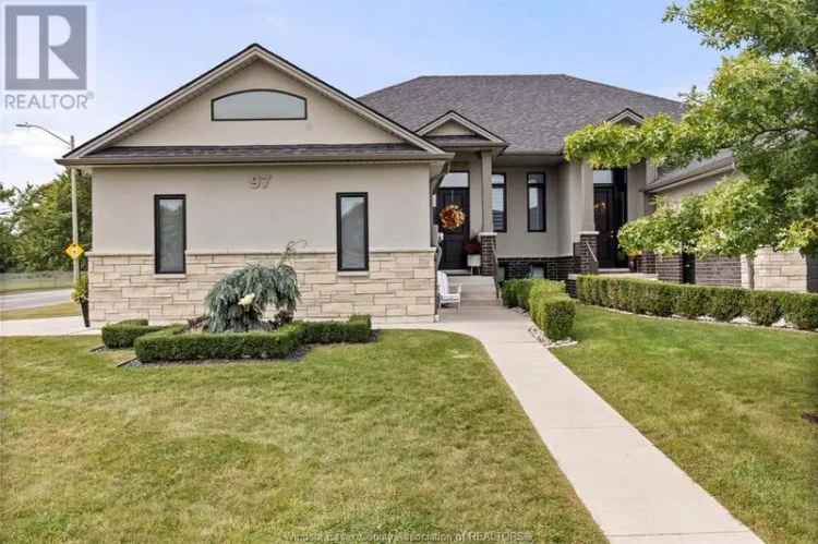 2+2 Bedroom Semi-Detached Home 3000 Sq Ft 2016 Built