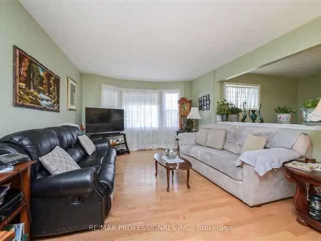 Spacious Raised Bungalow in Dundalk Family Home Finished Basement