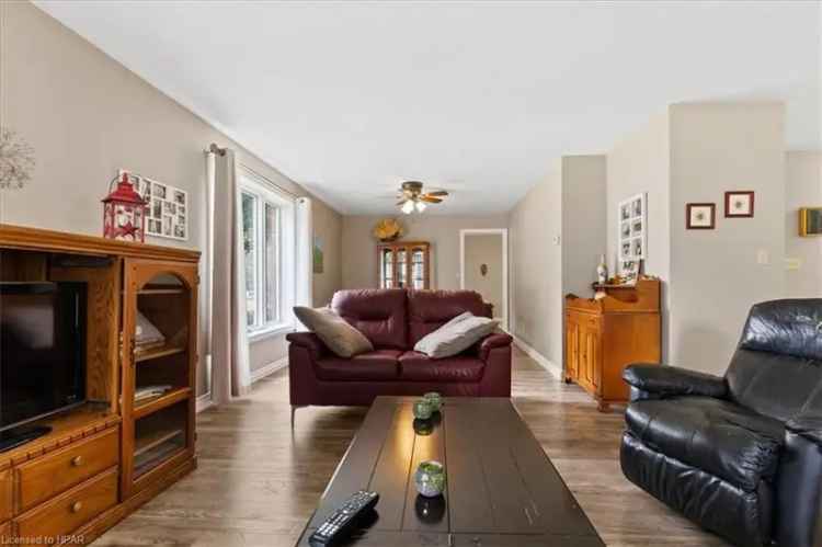 House For Sale in Southwest Middlesex, Ontario