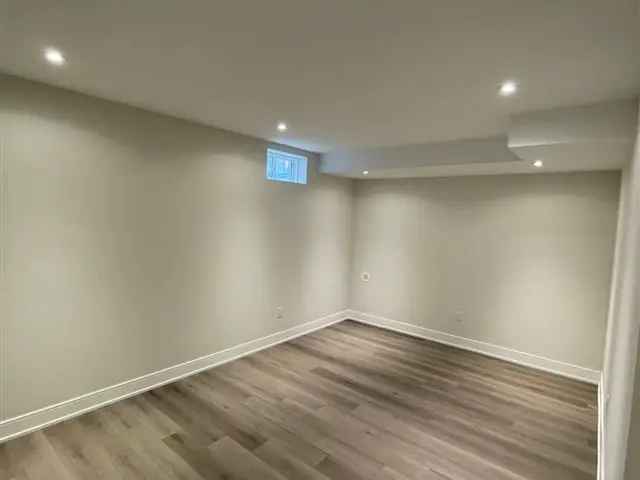 Beautiful Brand New Two Bedroom Two Bathroom Suite Vaughan