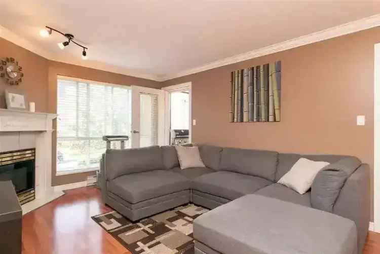 20200 54A Avenue Apartment Langley