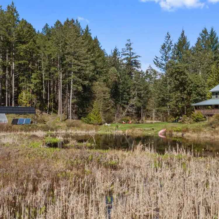 Island Sanctuary 40 Acres 4 Ponds Main House Guest Cabin