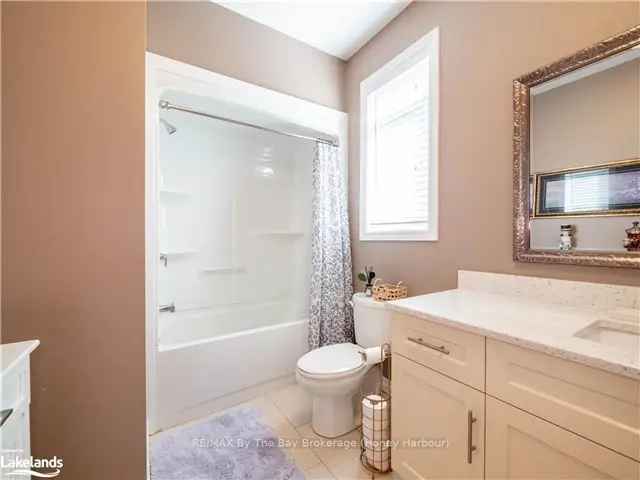 House For Sale in Severn, Ontario