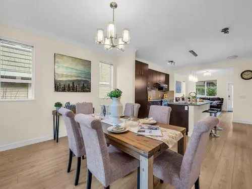 Townhouse For Sale in Surrey BC Morgan Heights 4 Beds 3 Baths