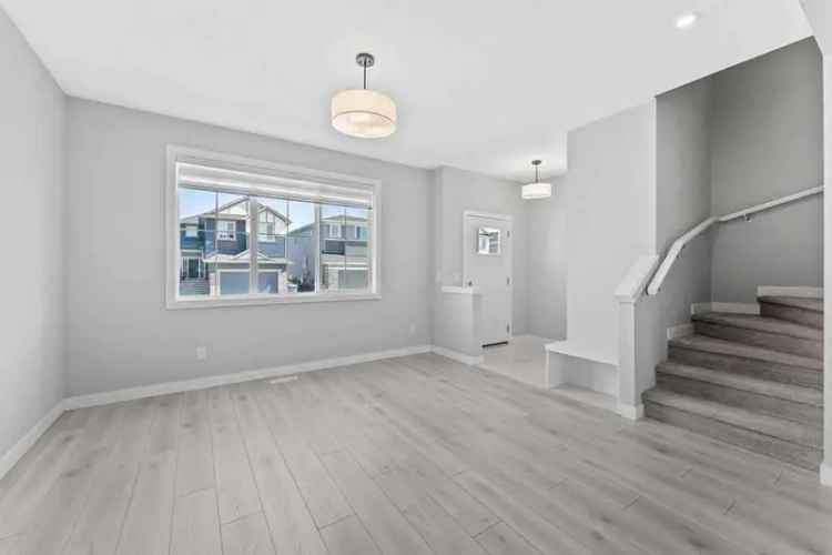 Beautiful Family Home in Chestermere
