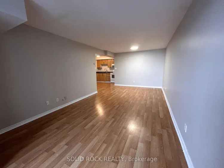House For Sale in 200, Bay Street, Toronto, Ontario