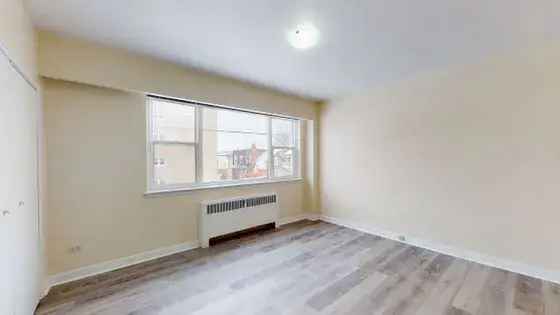 1 room apartment of 99 m² in Ottawa