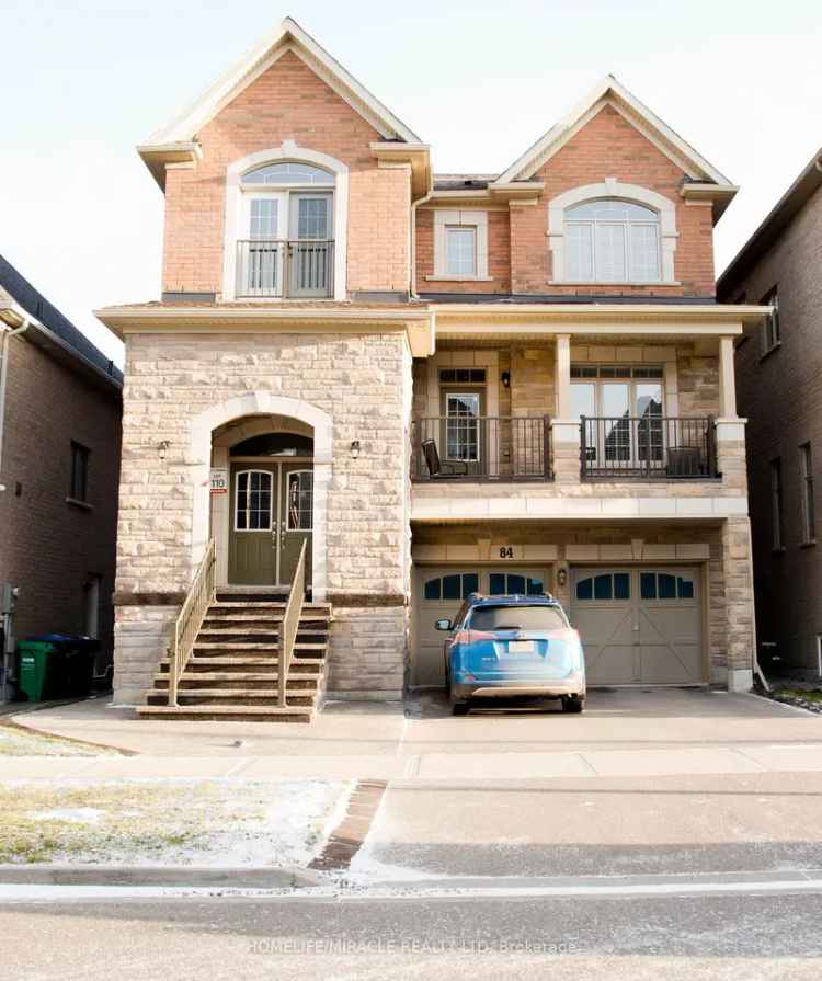 House For Sale in Brampton, Ontario