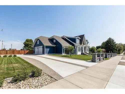 House For Sale In South East Hills, Medicine Hat, Alberta