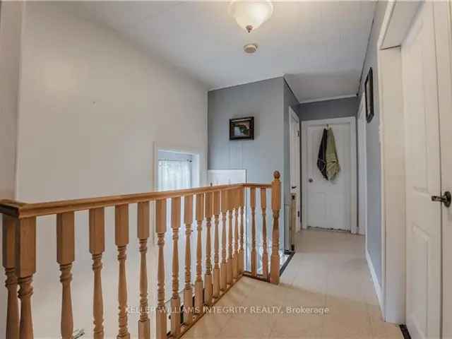 4 Bedroom Century Home in Alexandria - Updated Kitchen & Large Primary Bedroom