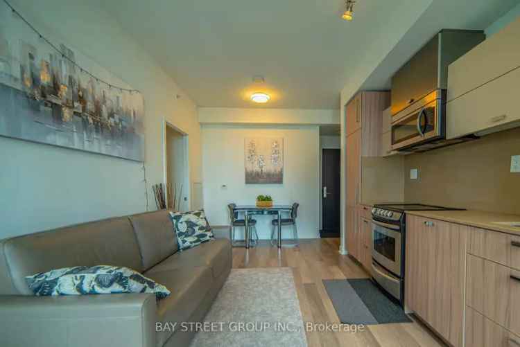 Condo For Sale in Toronto, Ontario