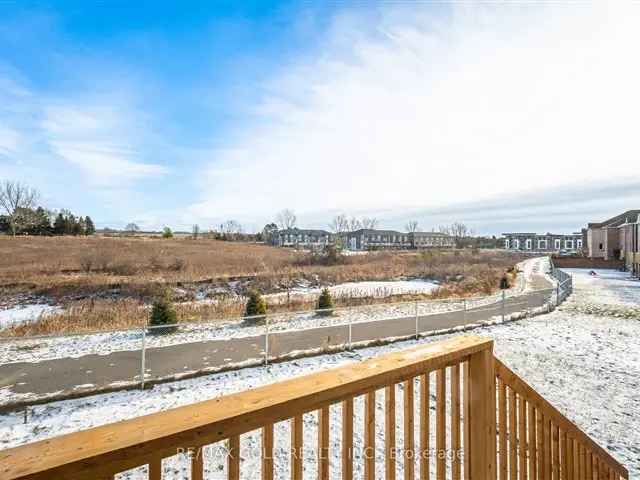 Cozy Ravine Lot Townhouse Near Amenities and Universities