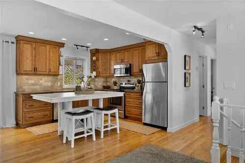 Family Home for Sale in Glenrosa West Kelowna