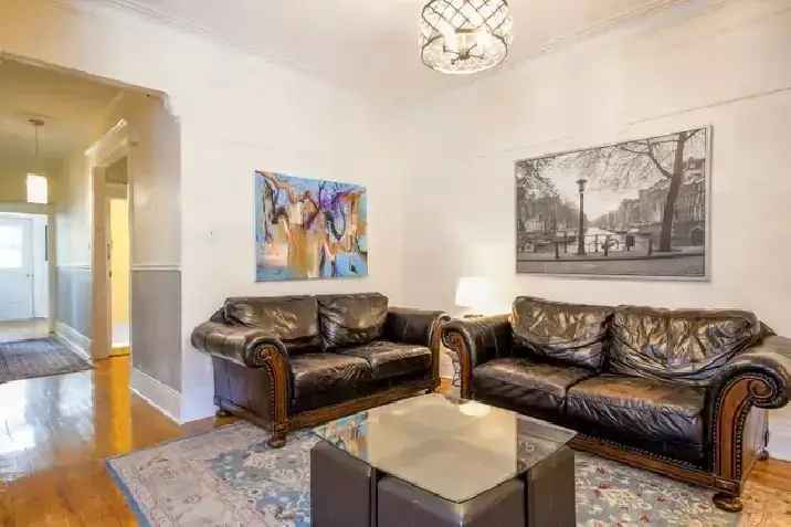 Outremont - Superb 5 Bedroom Apartment - All Included FURNISHED