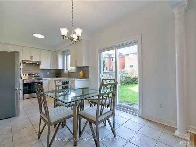 Bright 4-Bedroom Home in Rouge Fairways