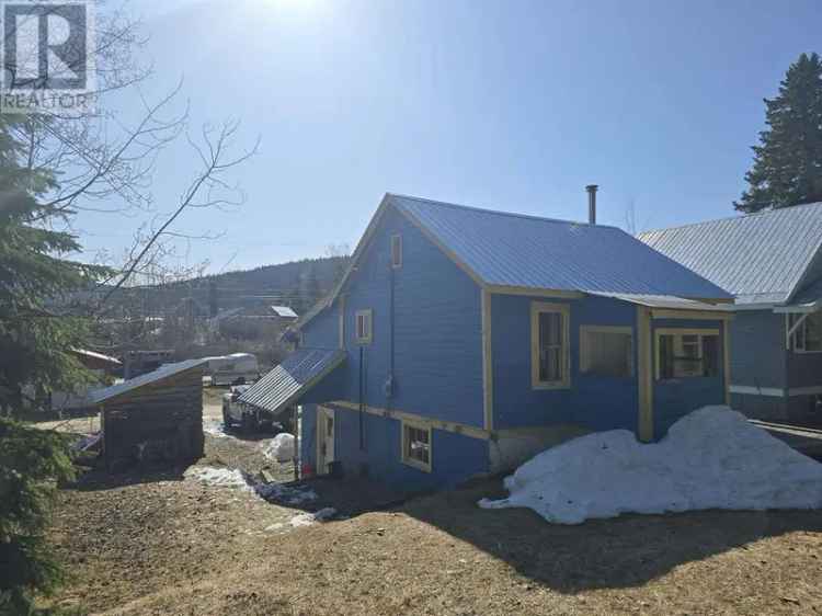 Charming 1-Bedroom Home in Wells BC Near Skiing and Parks