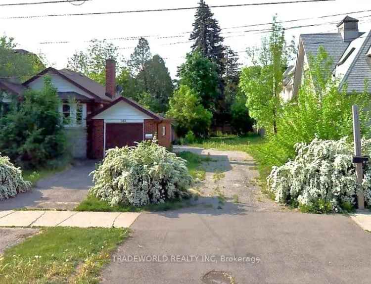 House For Sale in Toronto, Ontario