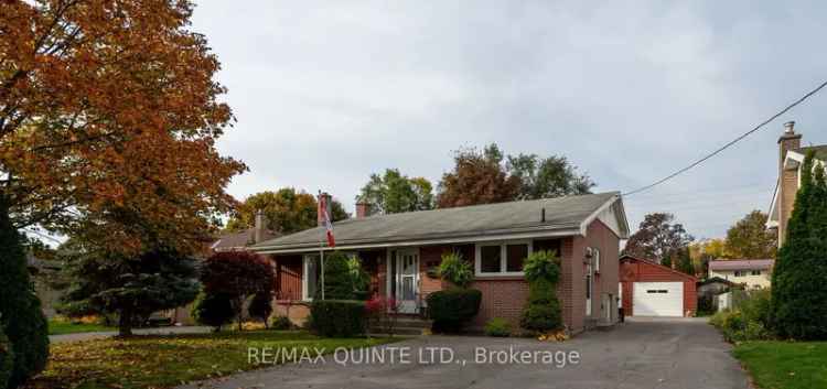 House For Sale in 20, Alfred Drive, Belleville, Ontario