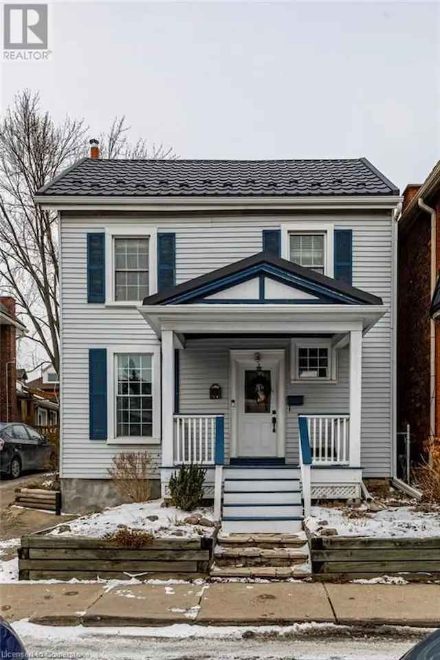 House For Sale in 22, Nelson Street, Hamilton, Ontario