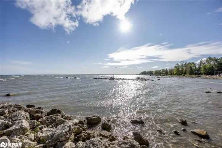 Buy Waterfront Estate in Georgian Bay with Luxury Features