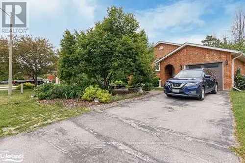 House For Sale In Collingwood, Ontario