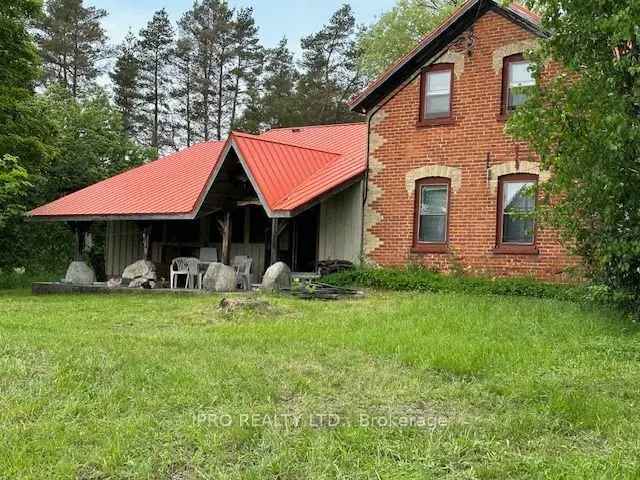 House For Sale in Chatsworth, Ontario