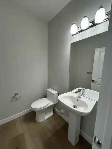3 Bed 25 Bath Upper Unit in Leducs Blackstone Community