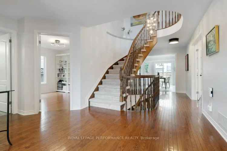 3093 sq ft Hunt Club Park Home - 4 Beds, 4 Baths, Updated