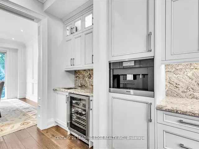 Luxury 4+2 Bedroom Home in Old Markham Village