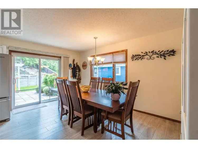 Stunning 4-Bedroom Family Home with Valley Views