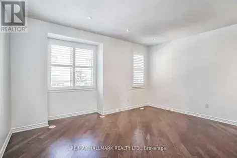 3 rooms apartment of 591 m² in Toronto