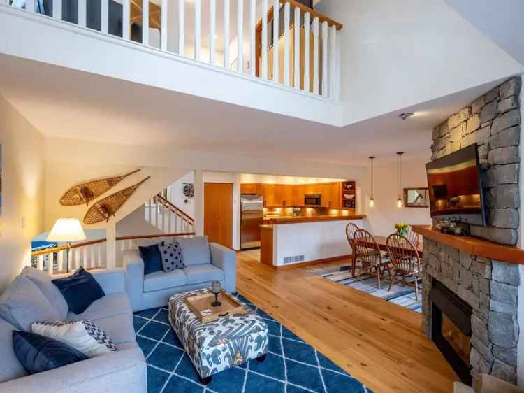 Whistler 3-Bedroom Townhome near Creekside  - Perfect Weekend Retreat or Full-Time Residence