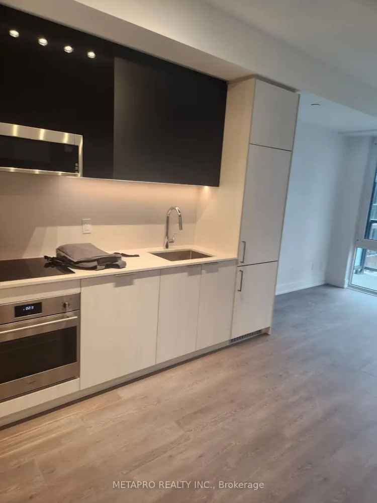 2 2 Downtown Toronto Condo for Students Professionals Families