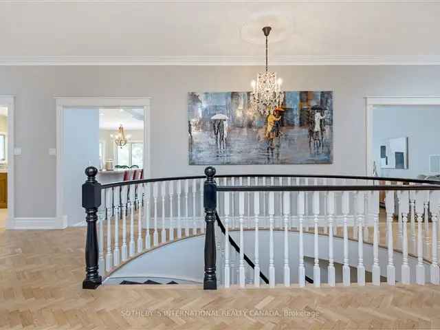 7000 Sq Ft Estate in Campbellville - Luxurious Family Home