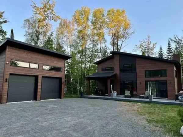 Two Storey House for Sale Lanaudiere River Access