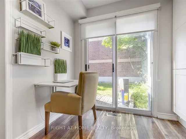 Renovated Condo Townhouse Near Yonge Street