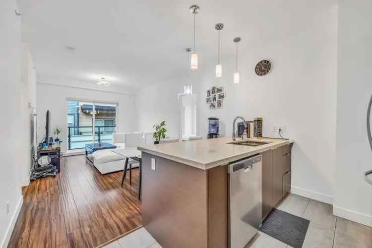 Condo For Sale in Burnaby, British Columbia