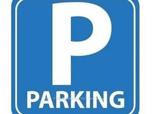 Parking space For Sale in Toronto, Ontario