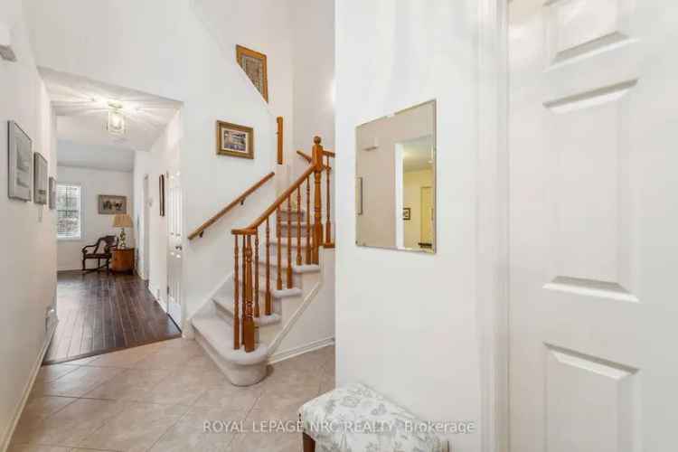 Spacious 2+1 Bedroom Condo Townhome in Heritage Village