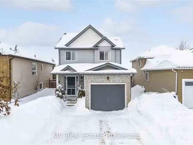 Spacious 4-Bedroom Fergus Home Near Parks and Schools