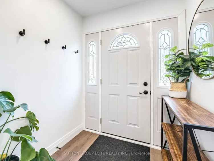 Beautiful 3 Bedroom Bungalow with Large Lot and Huge Garage