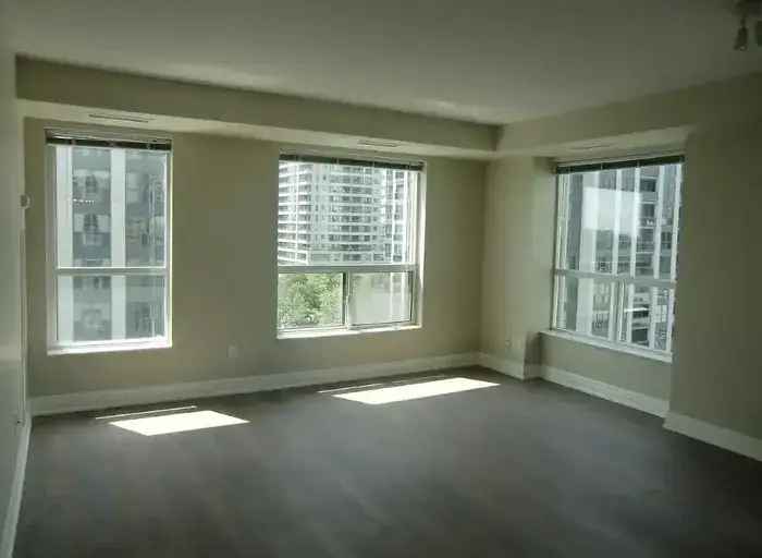 Spacious 2-Bed Condo in North York - Modern Amenities Included