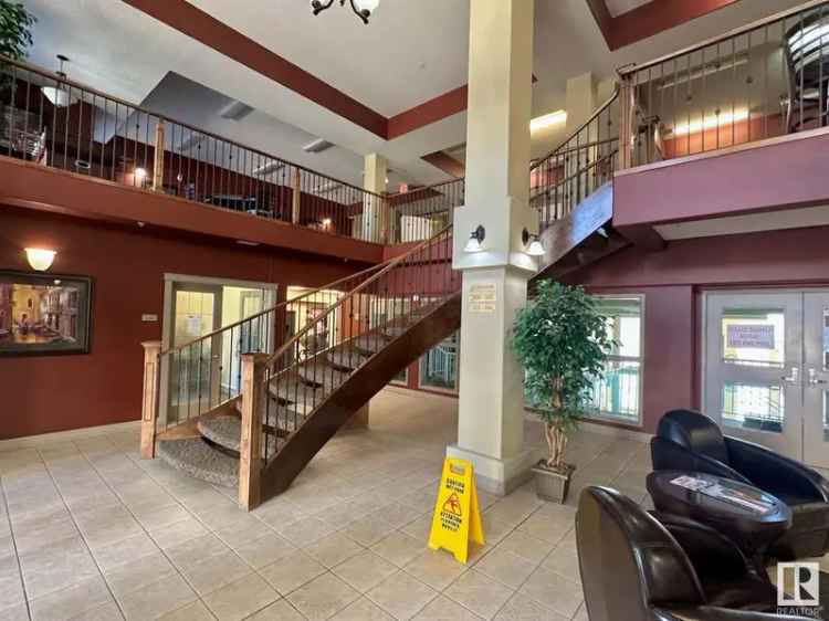 Spacious 3rd Floor Condo in Inglewood with Amazing Amenities