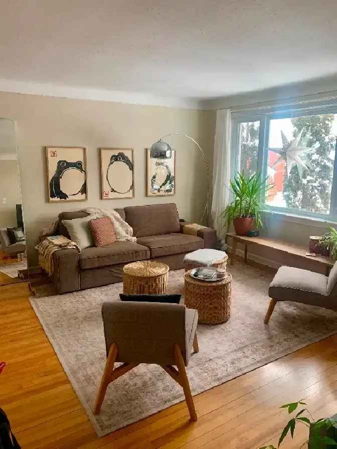 Rent 2 Bedroom Apartment in Wellington West Village with Modern Features