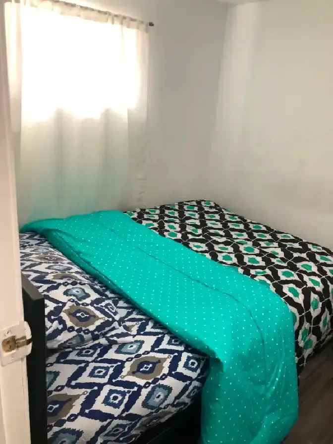 Furnished Room for Rent (GTA) Scarborough (Daily/Weekly Payment)